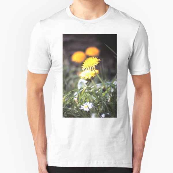 Der Löwenzahn Slim Fit T-Shirt