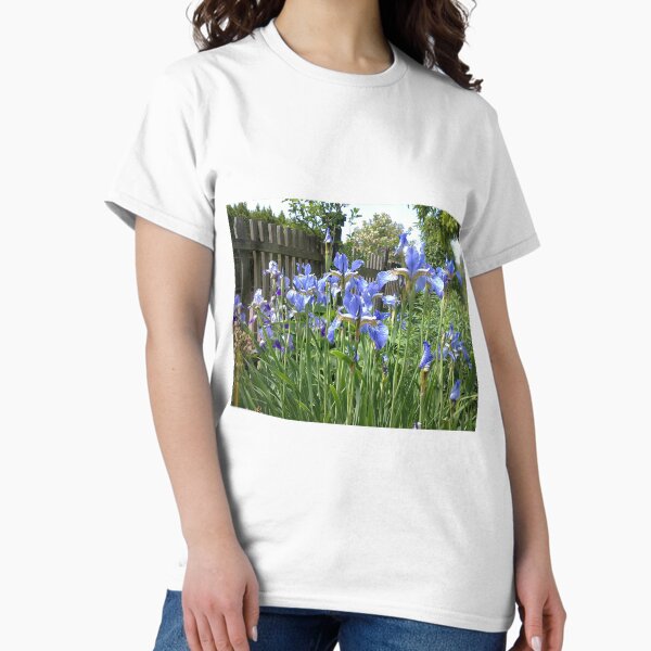 Item preview, Iris at the garden fence designed and sold by Gourmetkater.
