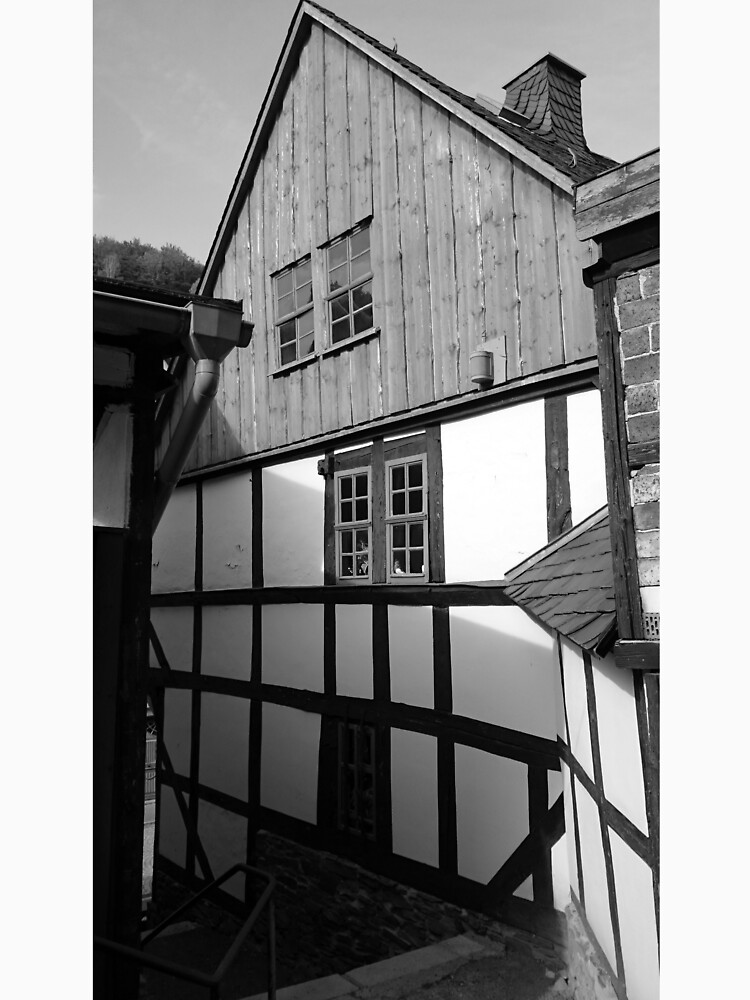 Fachwerkhaus in Stolberg / Harz in schwarz-weiß von Gourmetkater