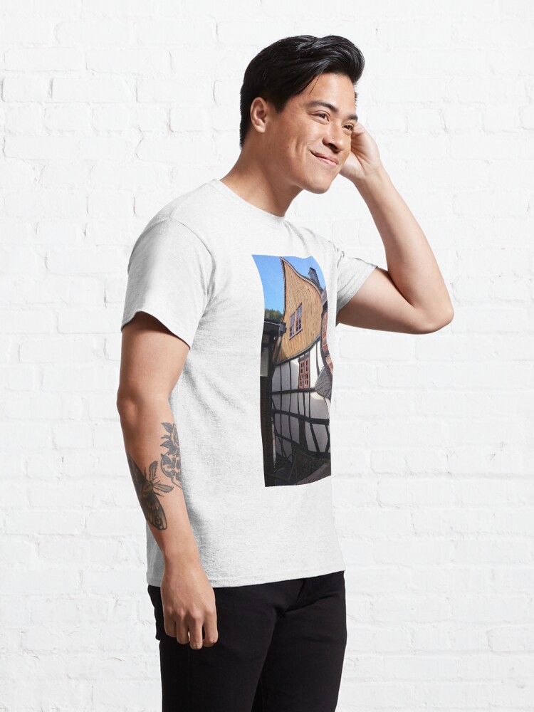Alternative Ansicht von Fachwerkhaus in Stolberg / Harz Classic T-Shirt