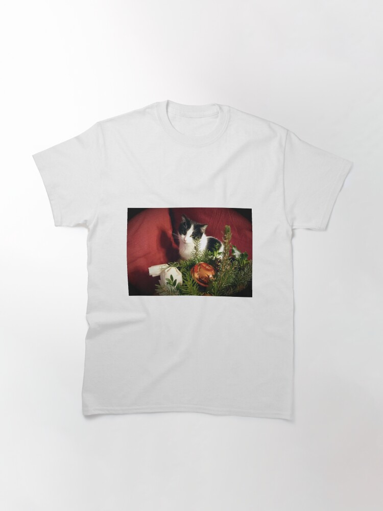 Alternative Ansicht von Katze Lilli mag Weihnachten Classic T-Shirt
