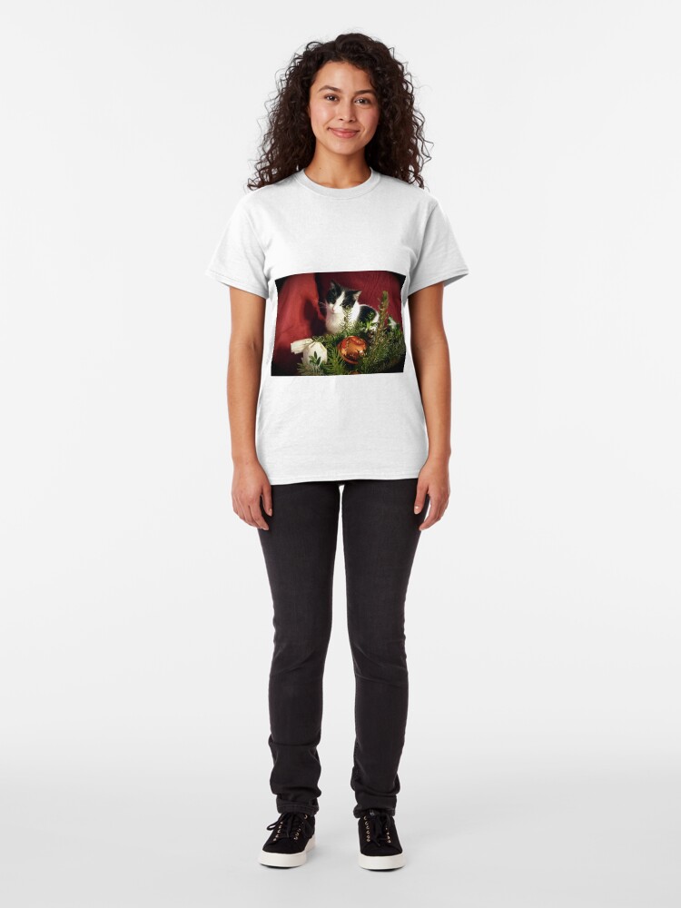 Alternative Ansicht von Katze Lilli mag Weihnachten Classic T-Shirt