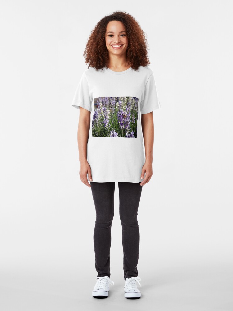 Alternative Ansicht von Lavendel Slim Fit T-Shirt