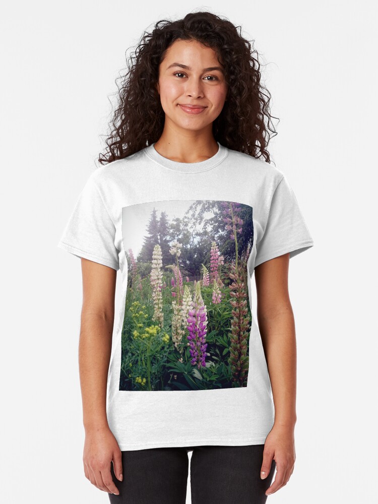 Alternative Ansicht von Lupinen Classic T-Shirt