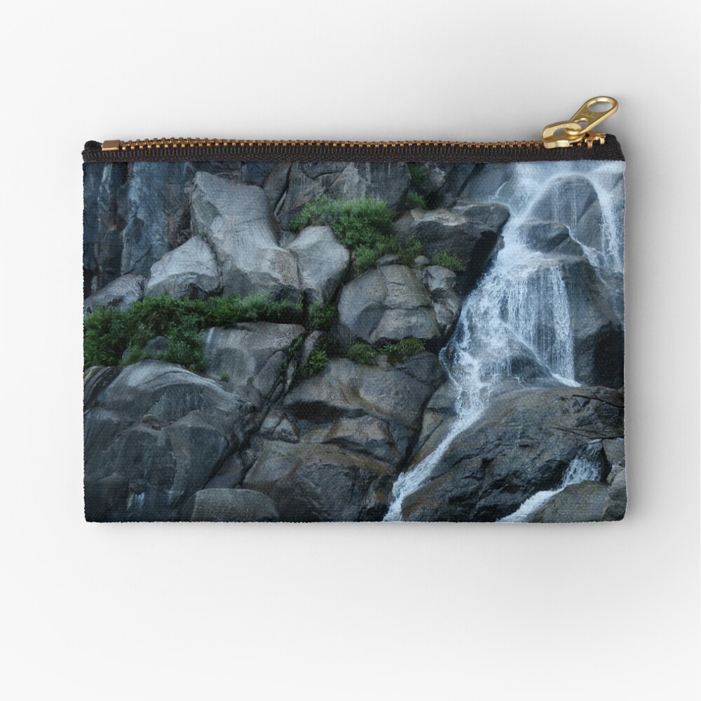 Grizzly Falls Zipper Pouch