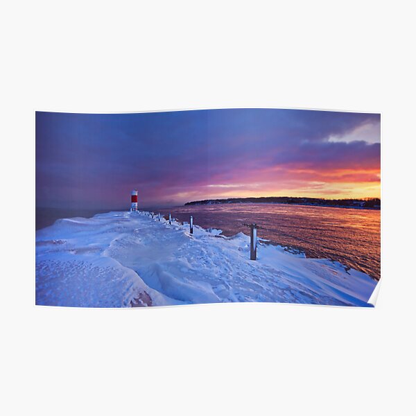 Lake effect sunrise - Rochester NY Poster