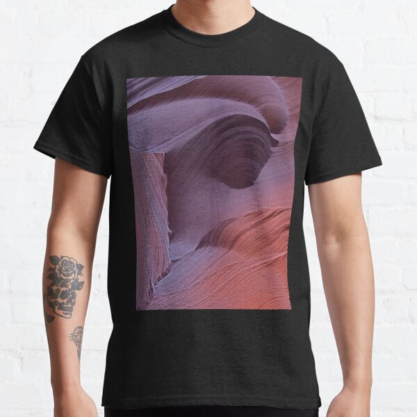 Abstract Lavender Wave Classic T-Shirt