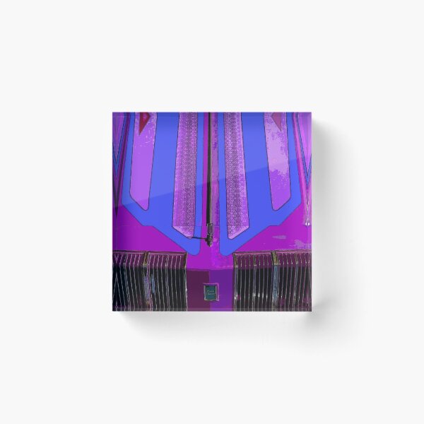 Aperçu de l'œuvre Cagoule Low-Rider - Bleu / Violet créée et vendue par William E Lopez.