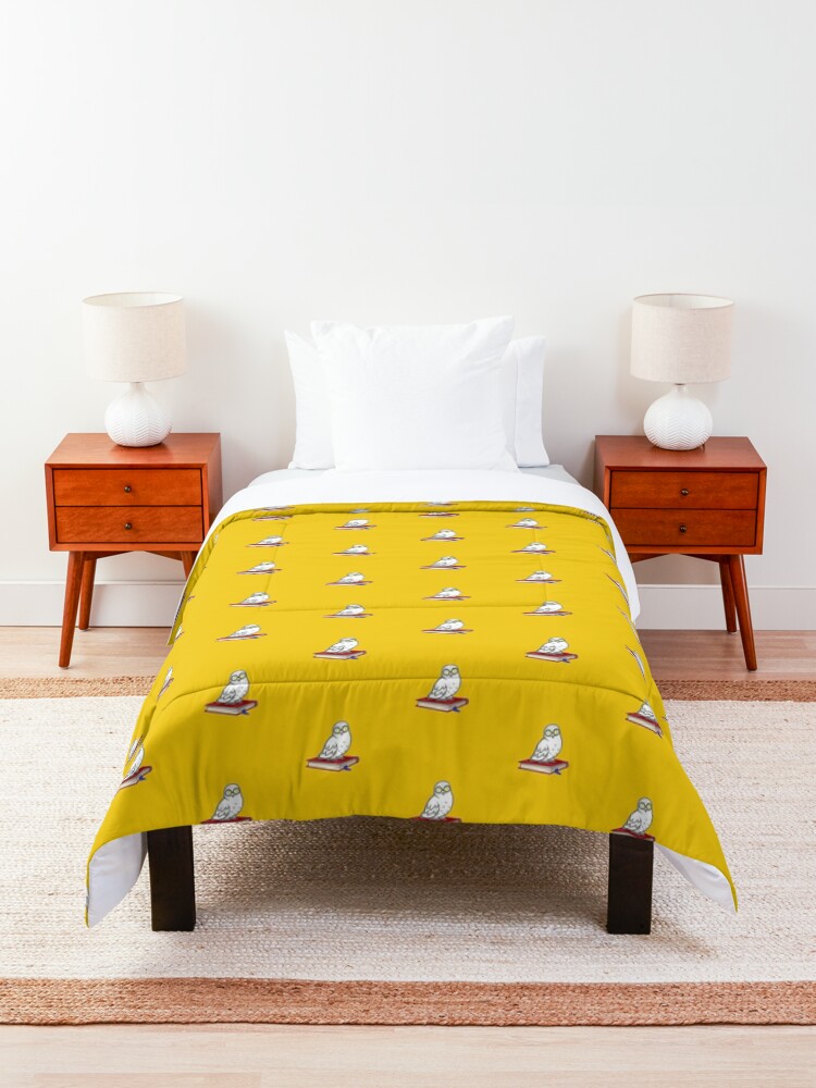 Alternate view of Owl Comforter