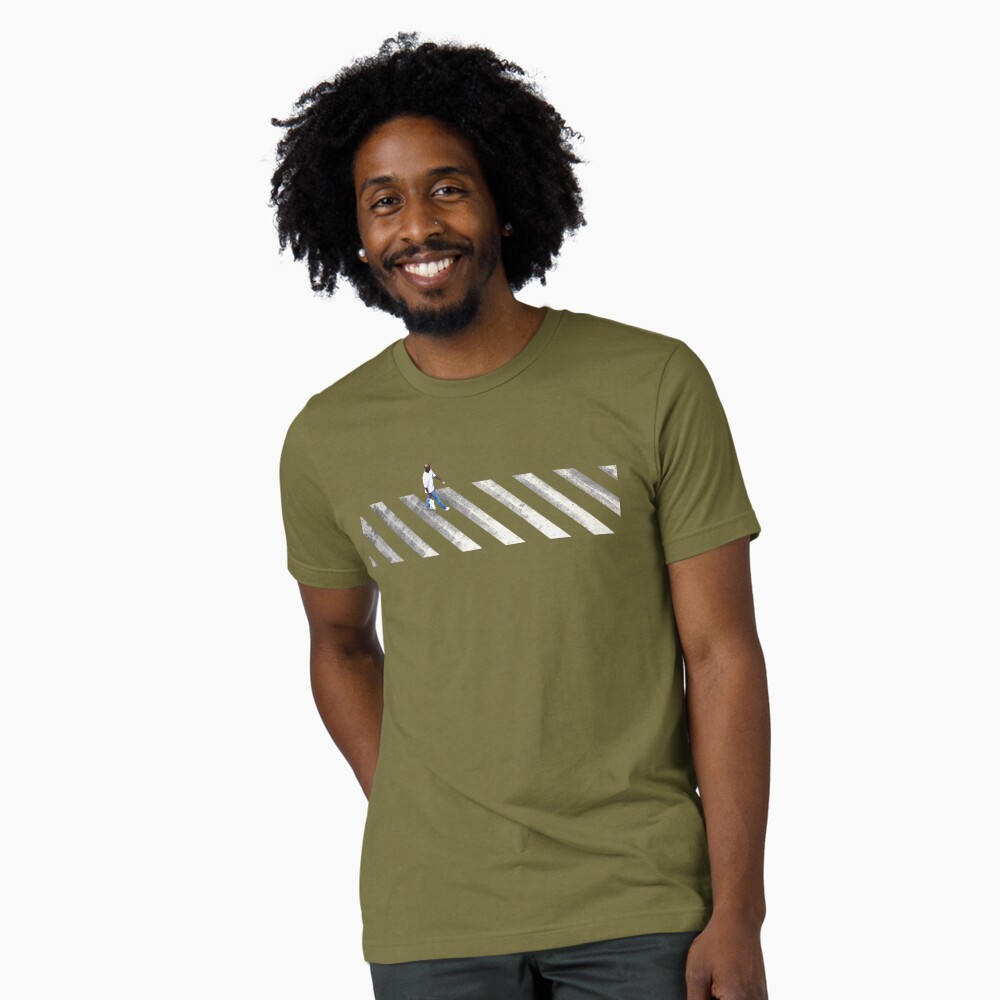 Aperçu de l'œuvre T-shirt chiné créée et vendue par GillouParis.