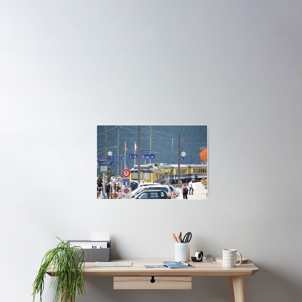 Grindelwald Station Poster