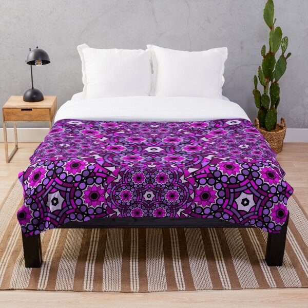 Item preview, Patrón de caleidoscopio abstracto púrpura y rosa designed and sold by Carrie_Anne_Designs.