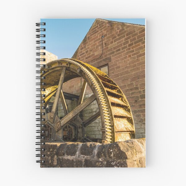 Aperçu de l'œuvre Vintage overshot water wheel. créée et vendue par Andy Chisholm.