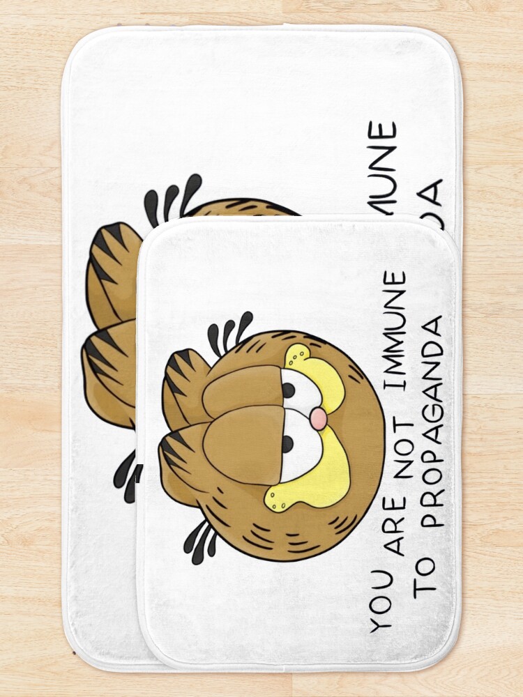 Alternate view of Garfield You are not immune to propaganda HD Bath Mat