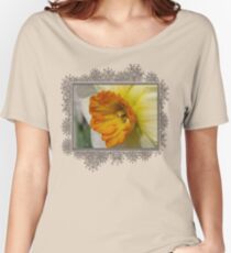 Small-Cupped Daffodil named Barrett Browning Women's Relaxed Fit T-Shirt