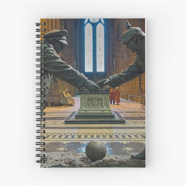 Artikelvorschau, Die Weihnachts-Waffenstillstandsskulptur von 1914, Kathedrale von Liverpool entworfen und verkauft von Beverley Goodwin.