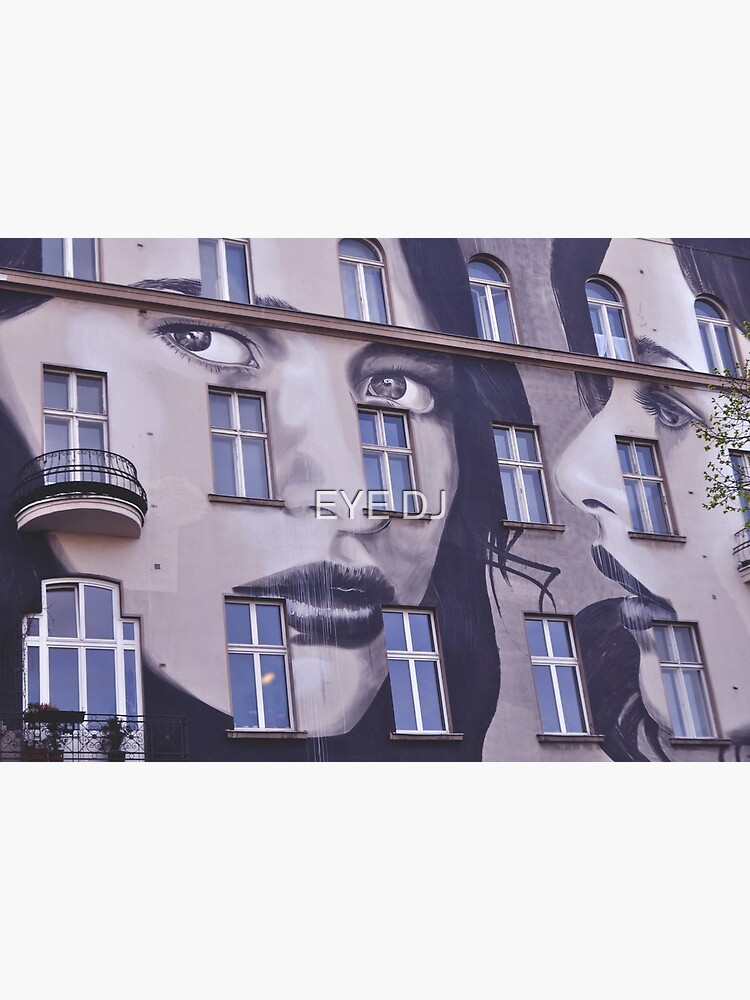 Building Street Art - Bülowstraße, Berlin by iDJPhotography
