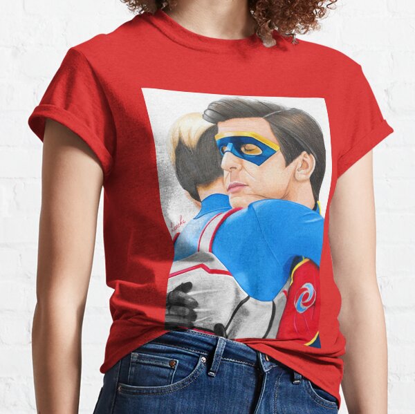 Captain Man and Kid Danger - Hug Traditional Camiseta clásica