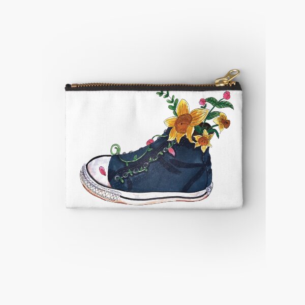 Aperçu de l'œuvre Converse et fleurs créée et vendue par ArtsyEmma2.