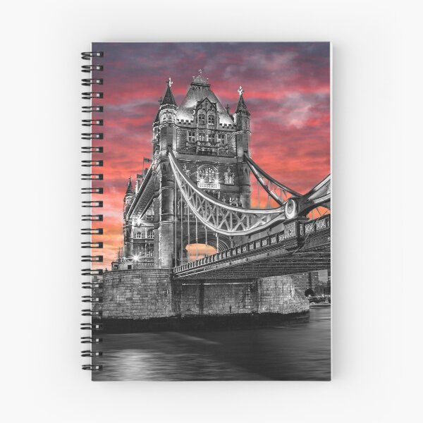 Artikelvorschau, Sonnenaufgang über der Tower Bridge entworfen und verkauft von peterwyatt.