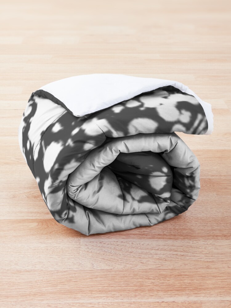 Alternate view of Gray and White Paint Splatter Comforter