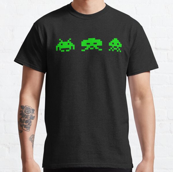 SPACE INVADERS. Classic T-Shirt