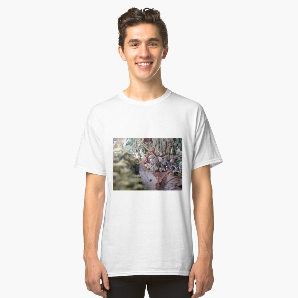Kleine Pilze Classic T-Shirt
