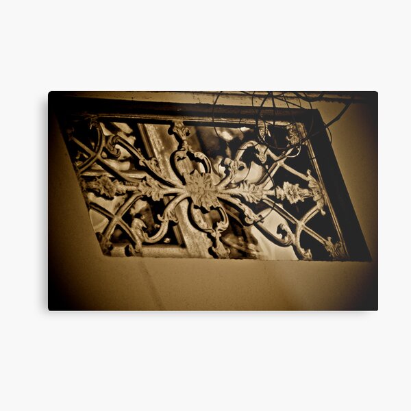That abandon house always scary kids... Metal Print