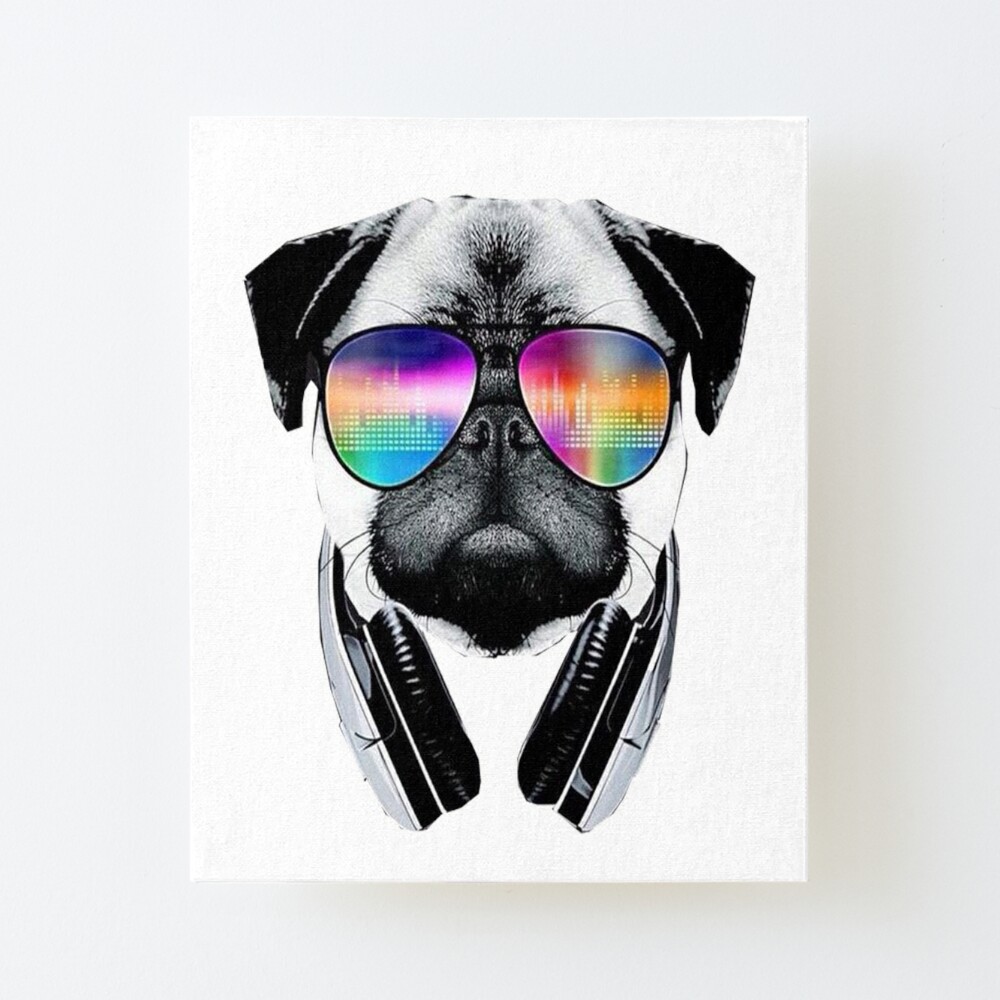 Mops Hund Mit Brille Und Kopfhorer Hort Musik Puggy Dog With Sunglasses Listen To The Music Galeriedruck Von Trenddesigns24 Redbubble