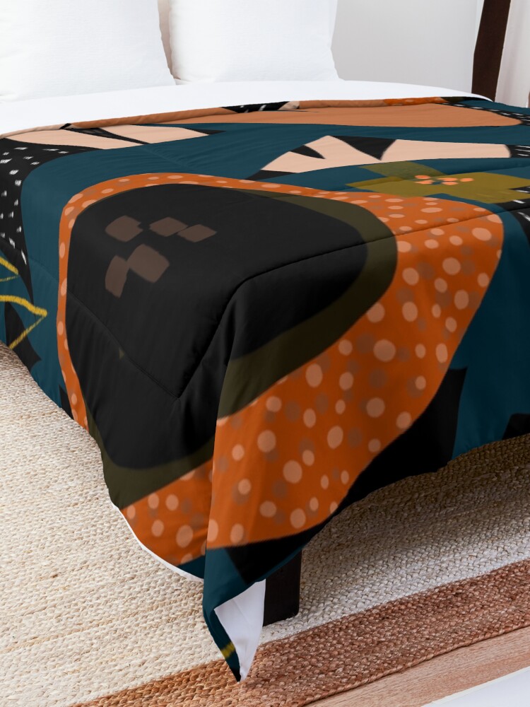 Alternate view of Evening meadow Comforter