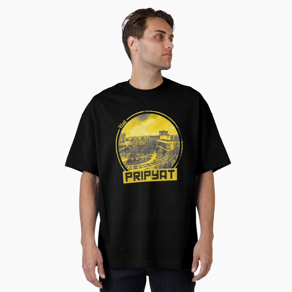 Artikel-Vorschau von Oversized T-Shirt, designt und verkauft von RaccoonBrother.