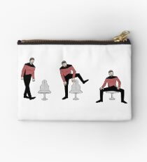 Riker assis Pochette