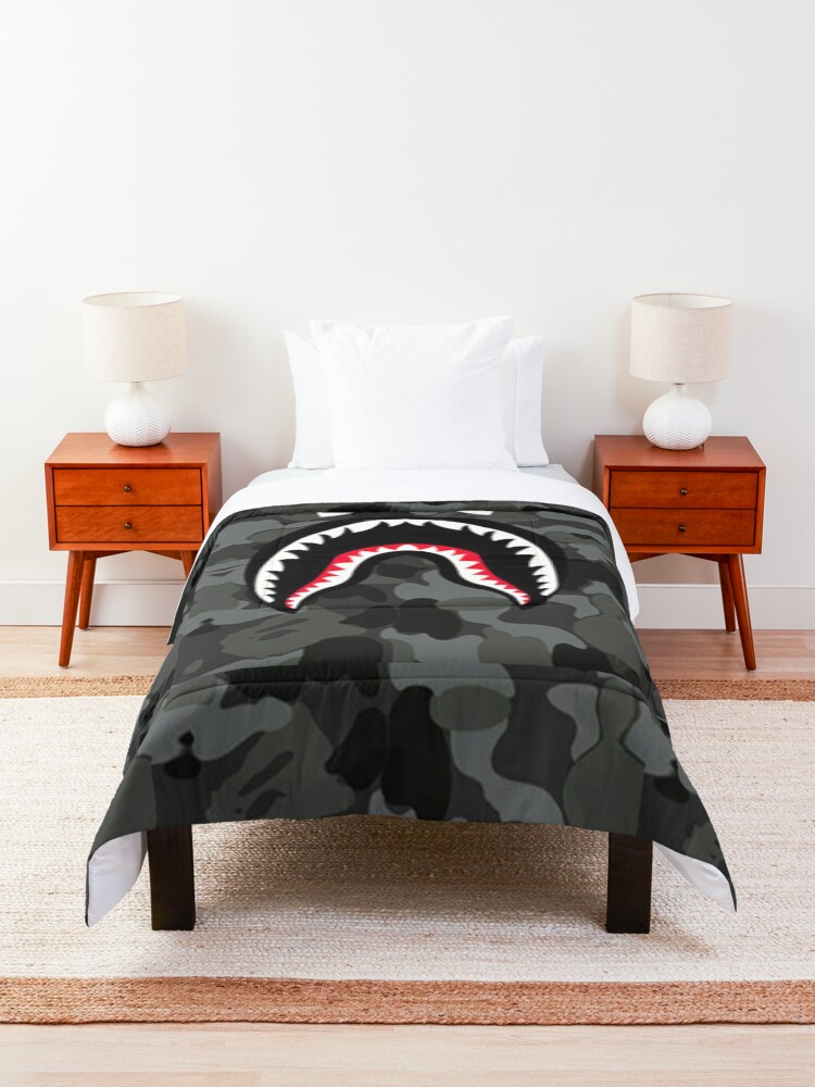 Alternate view of Untitled Comforter