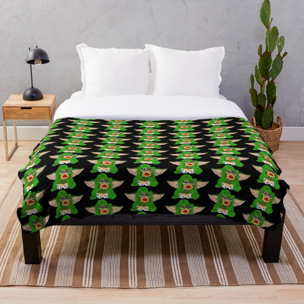 "Gremlins 2 Greta " Throw Blanket by HeardUWereDead Redbubble