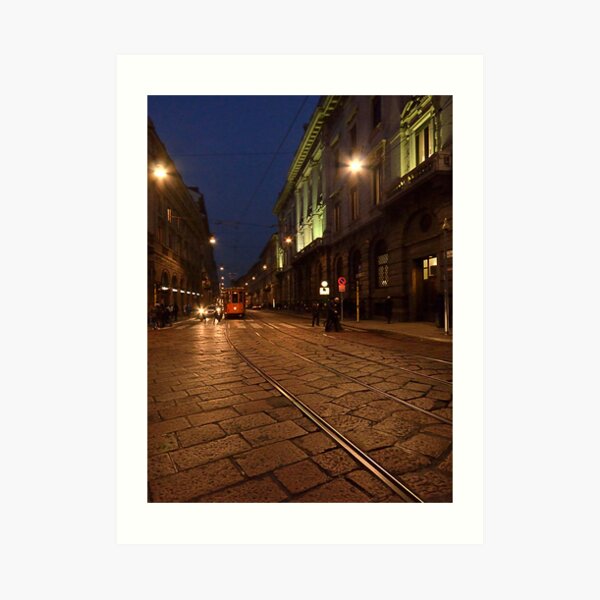 Per le vie di Milano di sera Art Print