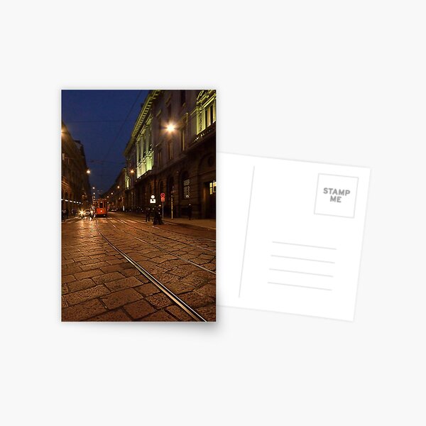Per le vie di Milano di sera Postcard