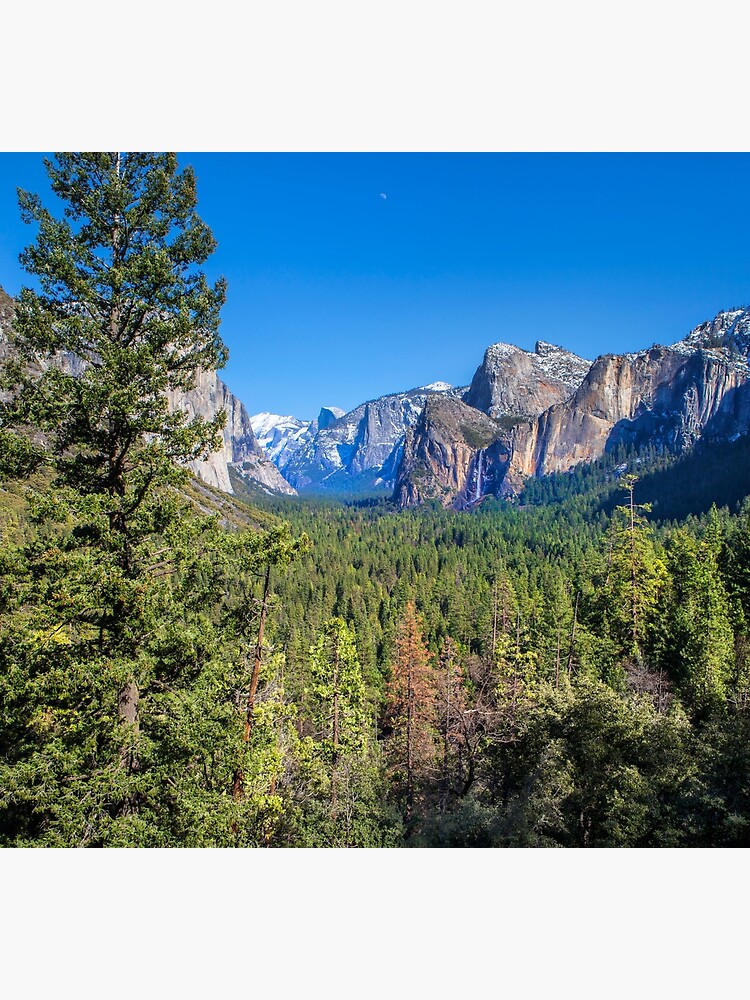 Yosemite Valley by Femaleform