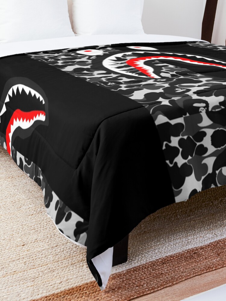 Alternate view of Untitled Comforter