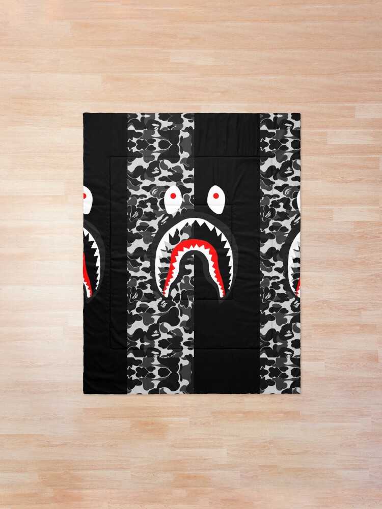 Alternate view of Untitled Comforter