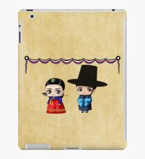 Korean Chibis iPad-Hülle & Klebefolie
