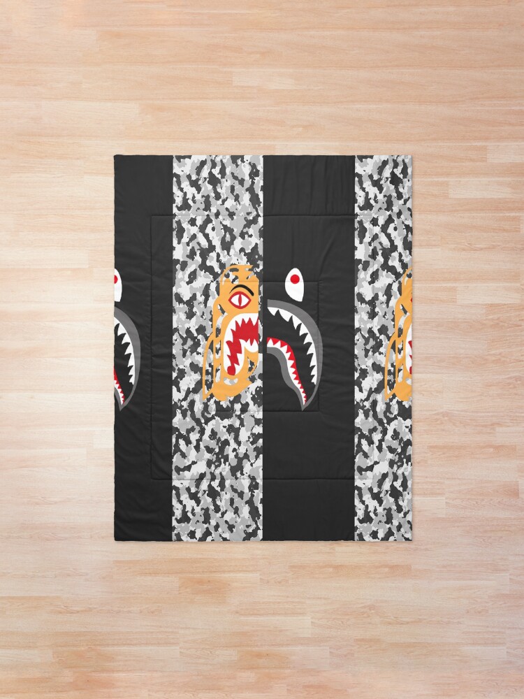 Alternate view of Untitled Comforter