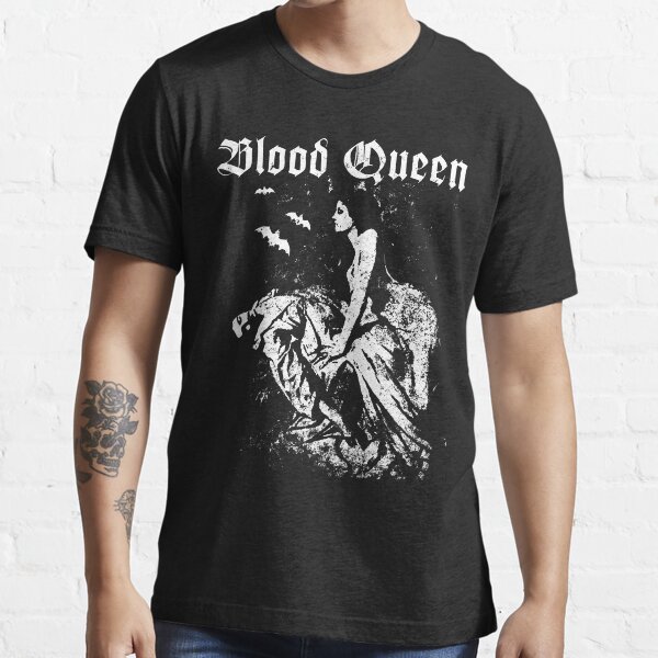 Vampire - Halloween Edition - Eldritch Dreamer - Lovecraftian Cthulhu mythos wear Essential T-Shirt