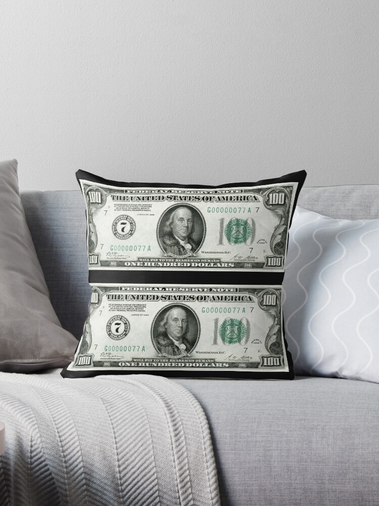 2+ Hundred Couch Pillow Stuffing Royalty-Free Images, Stock Photos