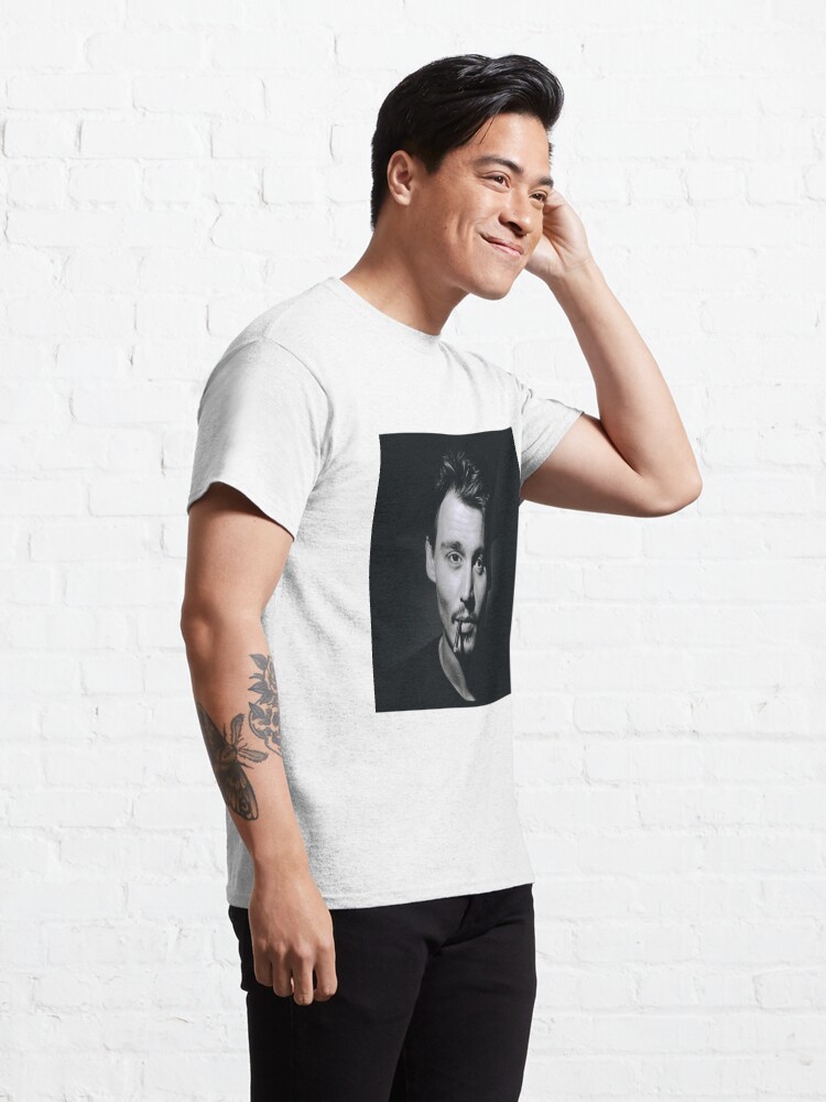 Disover Johnny Depp - Classic T-Shirt Johnny Depp