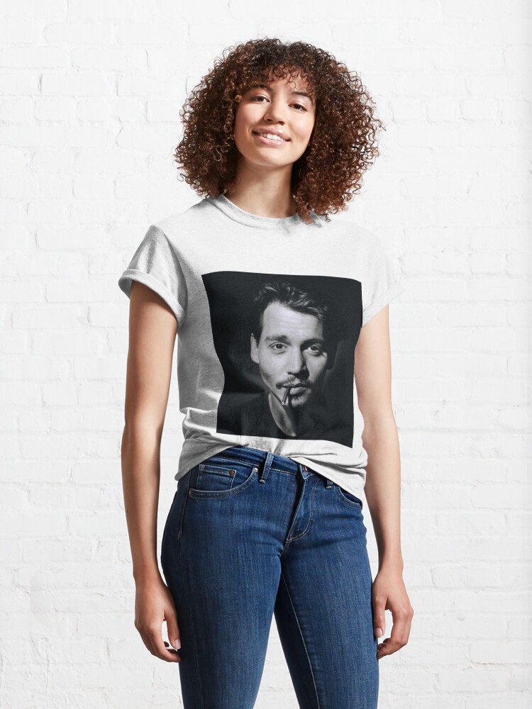 Discover Johnny Depp - Classic T-Shirt Johnny Depp