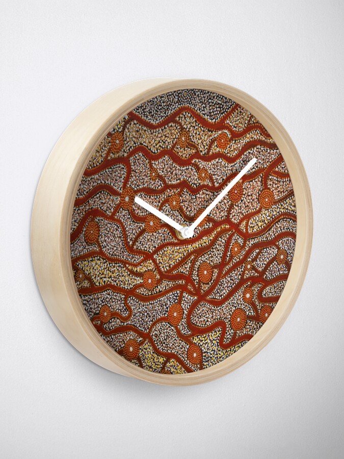 Alternate view of Majestic Mountains Clock