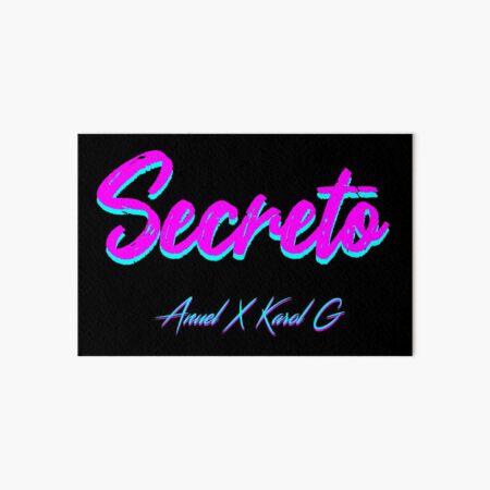 Manta con la obra «Secreto Anuel x Karol G Miami» de RosedesignArt