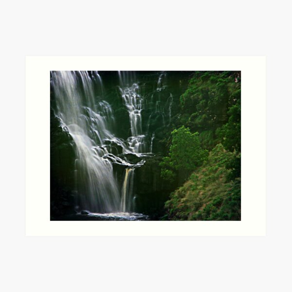 Lal Lal Cascades Art Print
