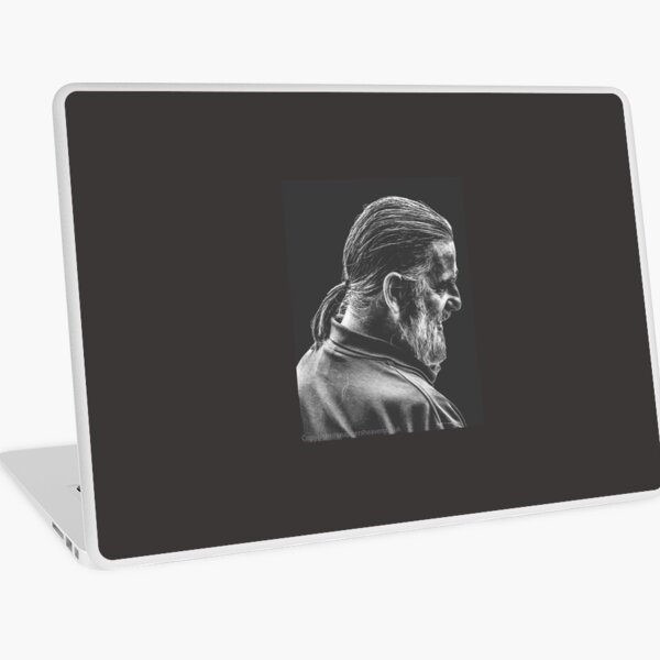 Street Photography - longhaird bearded man Laptop Skin