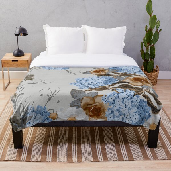 Artikelvorschau, Ditzy Blue Floral entworfen und verkauft von likedandelion.